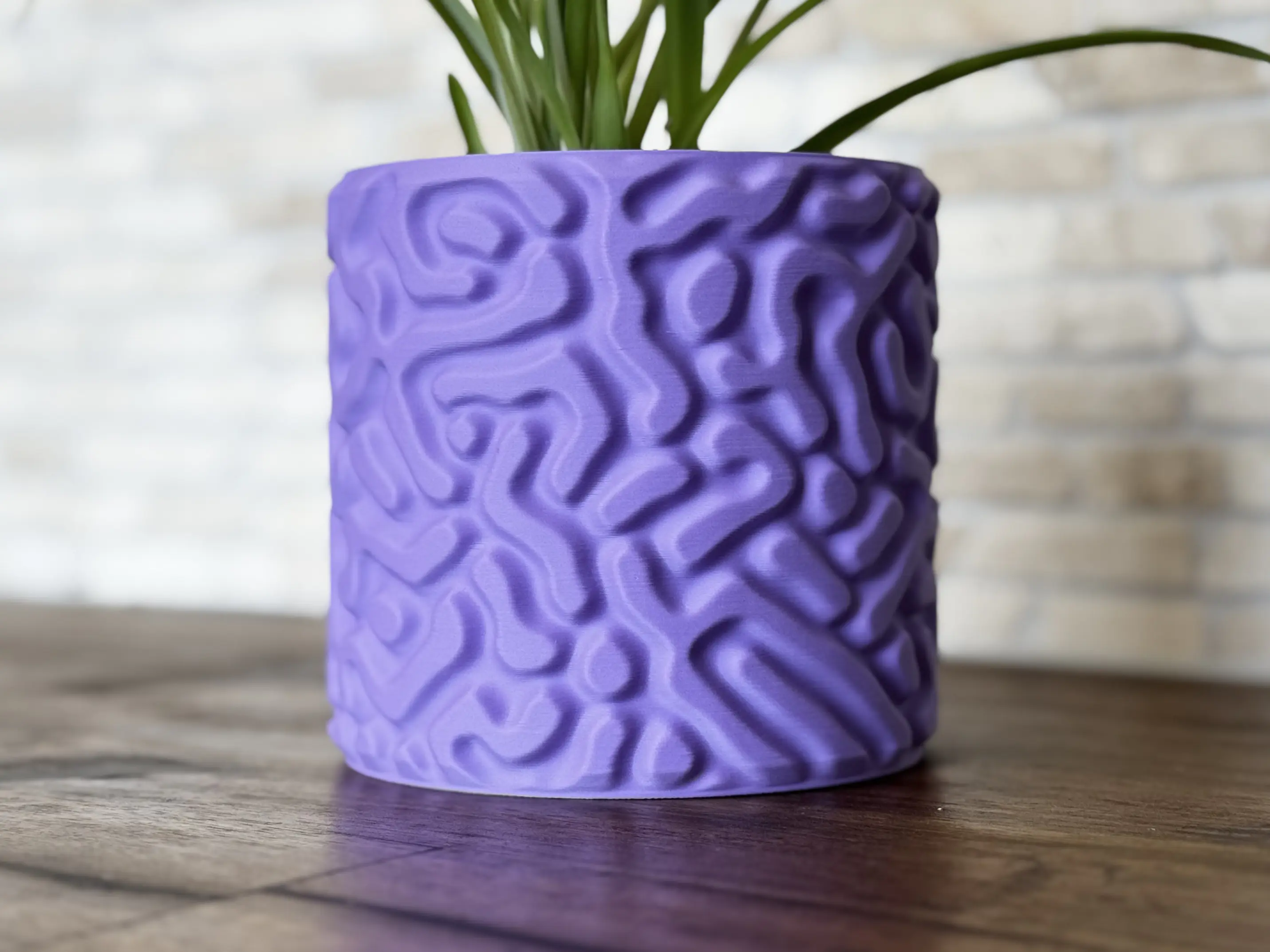 Детайл на кашпа Swirls (+)