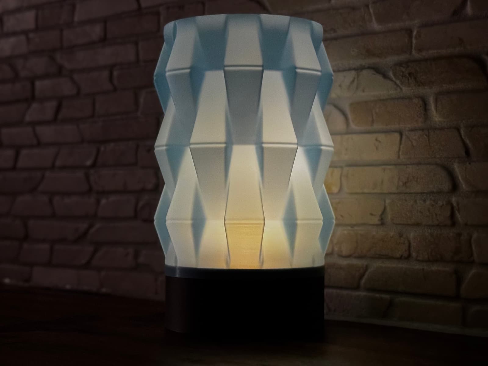 Abstract Geometric - Core Collection - LED Свещ-Лампа