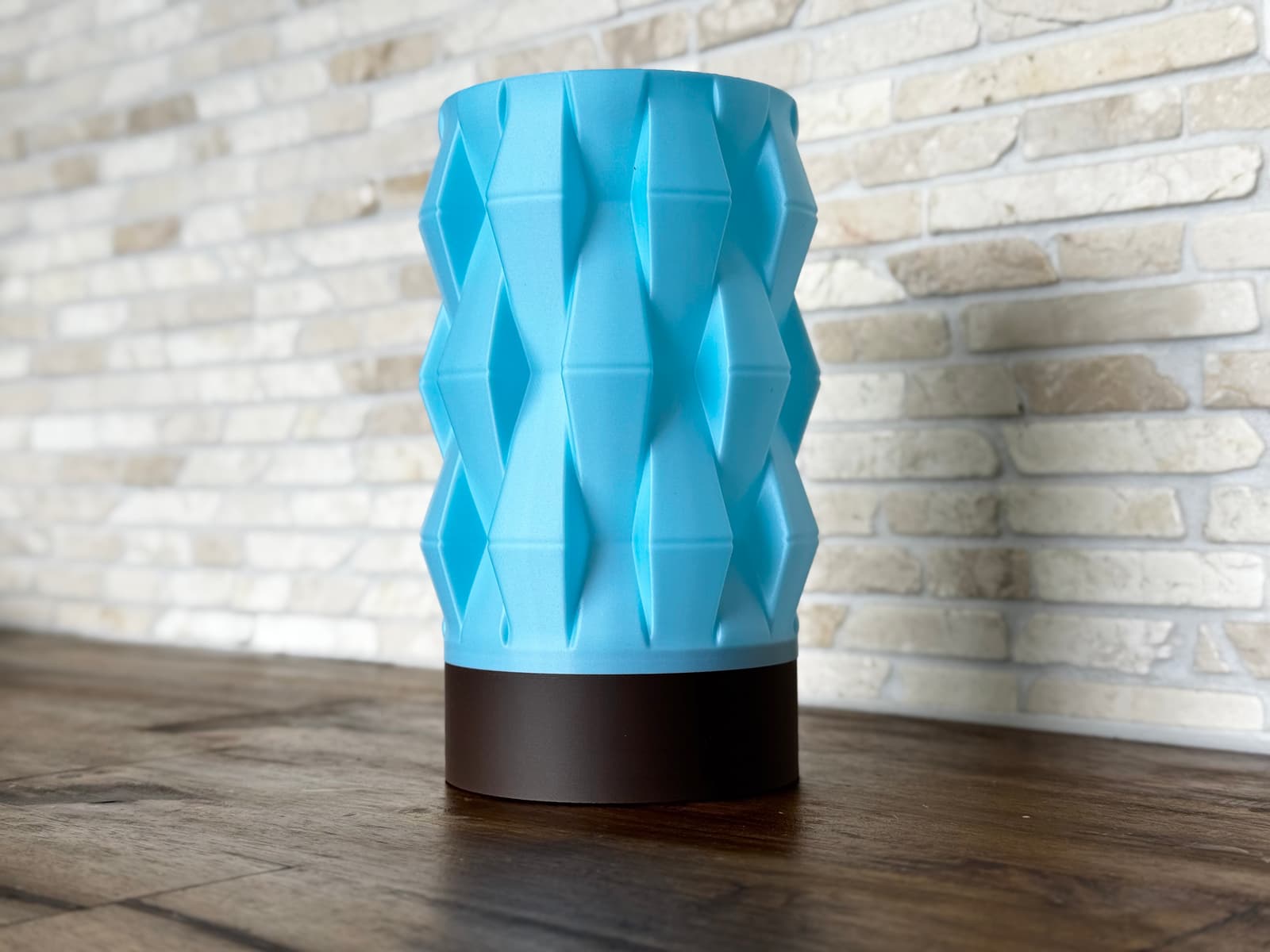 Abstract Geometric - Core Collection - LED Свещ-Лампа